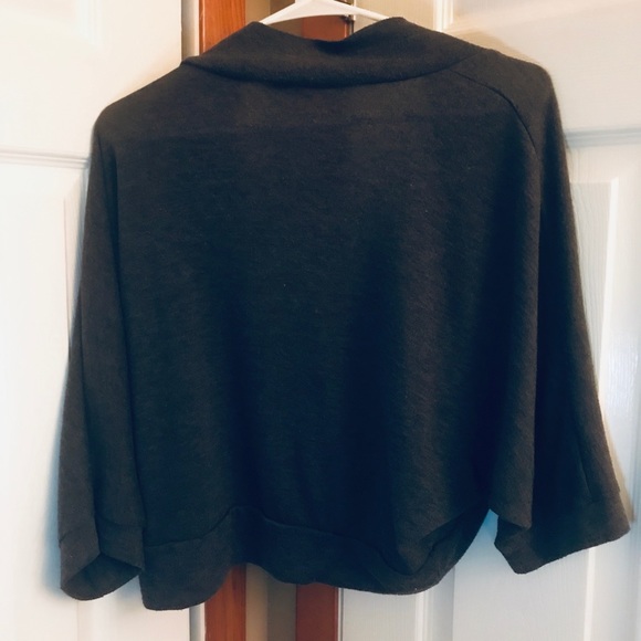 Flowy Cardigan - Picture 2 of 2